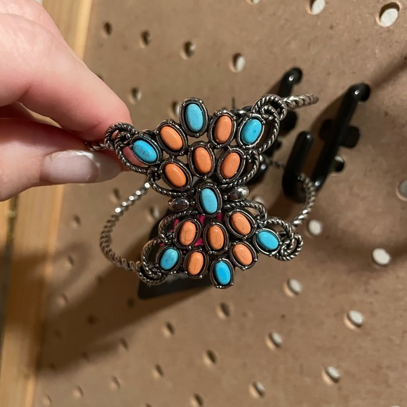 Large silver rope cuff with tiny turquoise and tam crackle stones.
